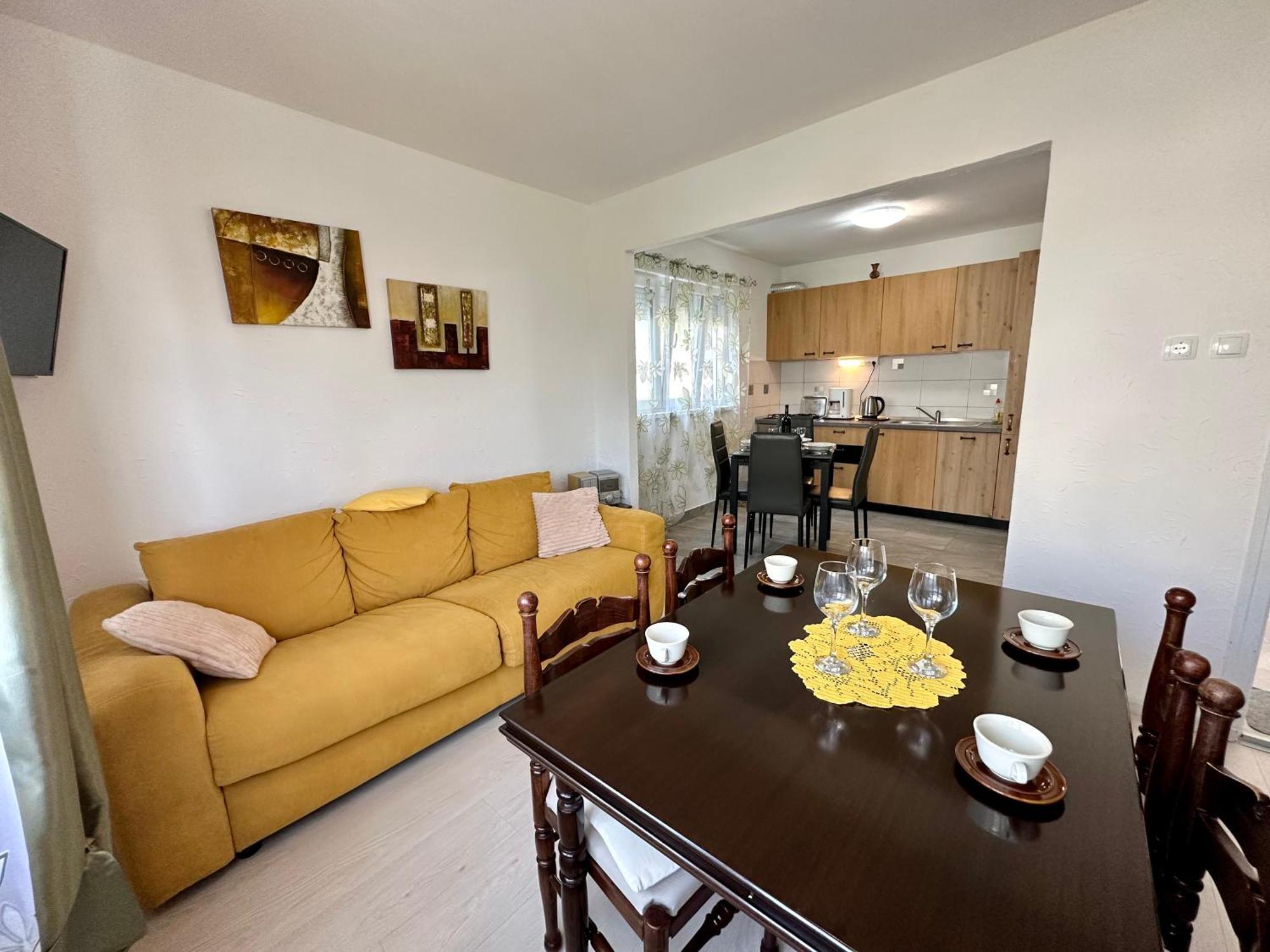 Apartmani Loki Dramalj Exterior photo