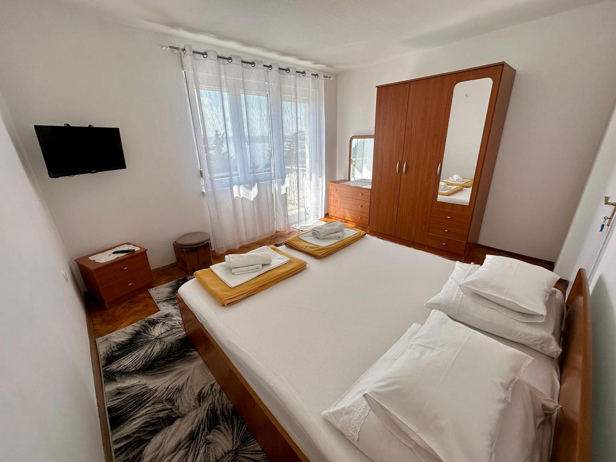 Apartmani Loki Dramalj Exterior photo